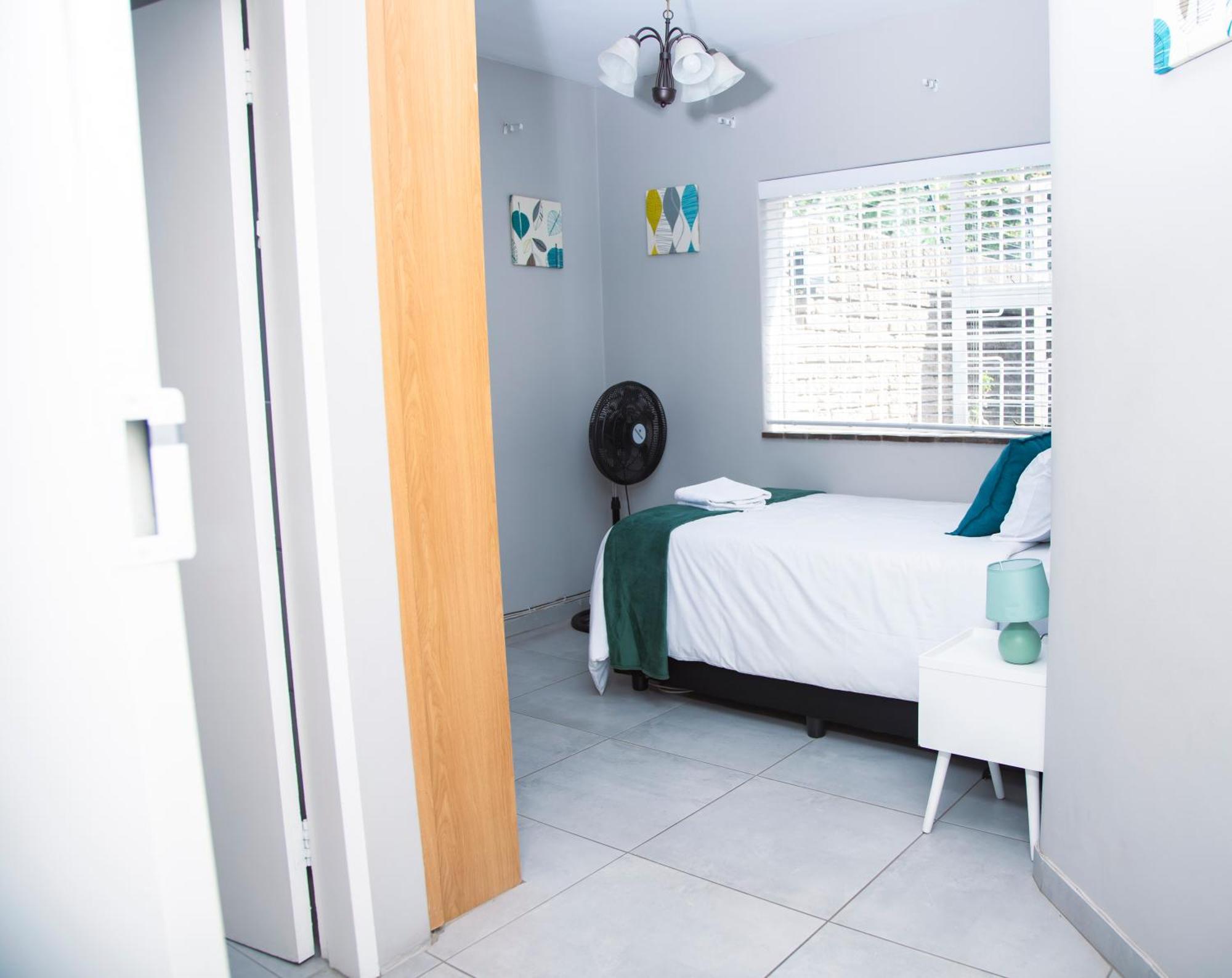 The Hide Out - Away From Holiday home